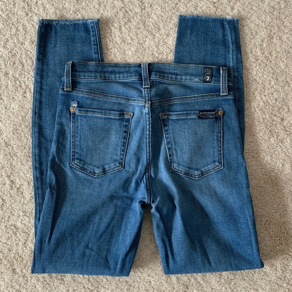 {7 For All Mankind} The Ankle Skinny Jeans with Raw Hem